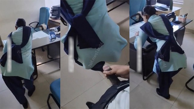 Flash Dick Infront Of Multiple Girls In Public Porn Watch
